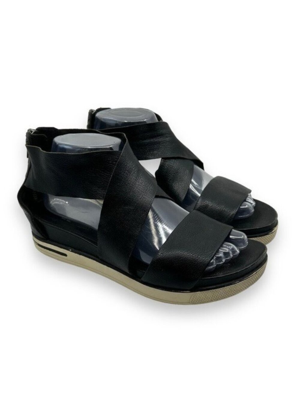 Eileen Fisher 8.5 Leather Sneaker Sandal Black Leather Strappy Platform Boost